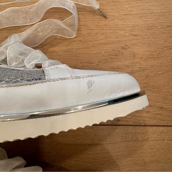 NOVALEE GLITTER MESH PLATFORM SNEAKERS IN SILVER - Picture 7 of 11